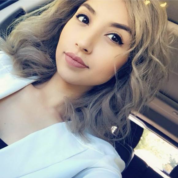 Meet your Posher, Maria - Picture 1 of 1